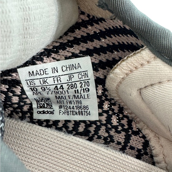 ADIDAS YEEZY Boost 350 V2 Multicolor Cloth Sneakers Marked 10 US Authenticated - Picture 8 of 13